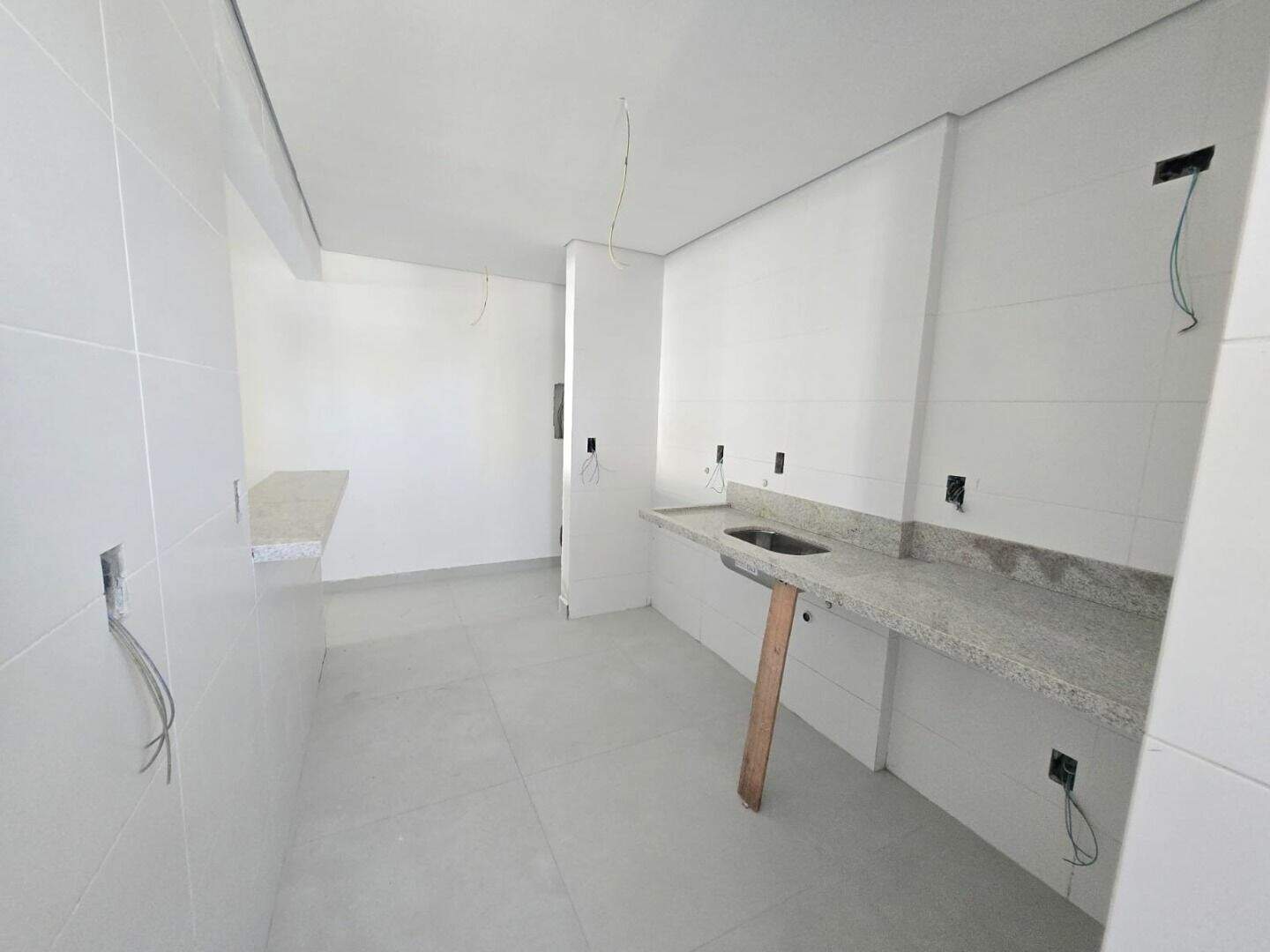 Apartamento à venda no Canto do Forte: 