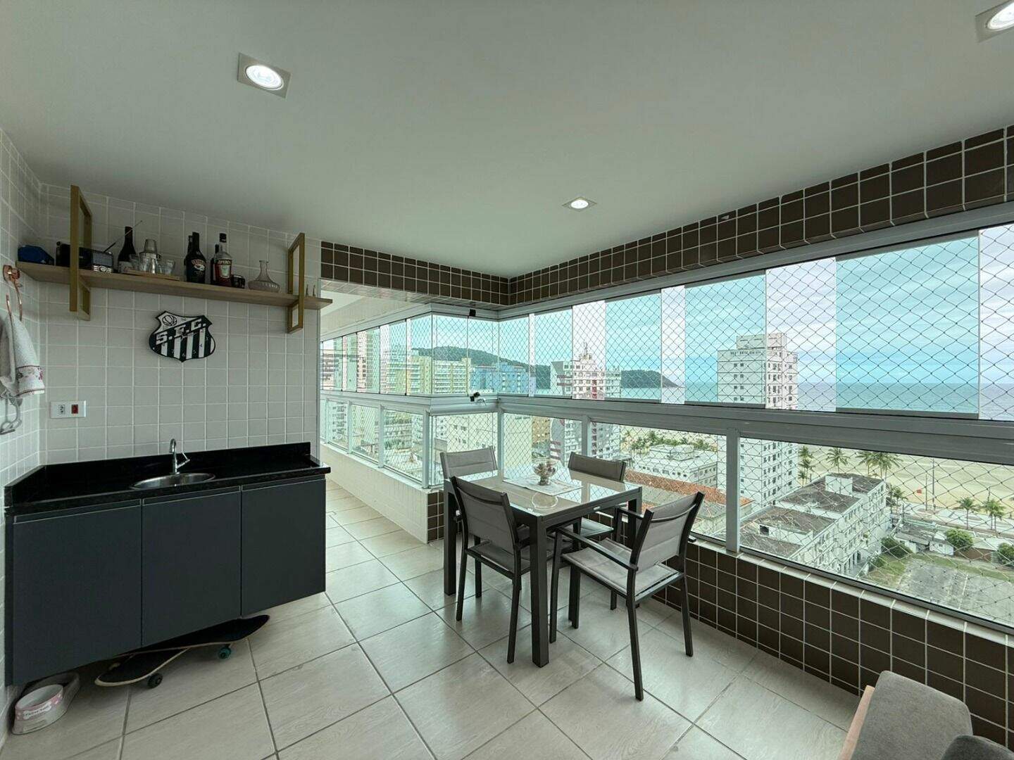 Apartamento à venda no Canto do Forte: 