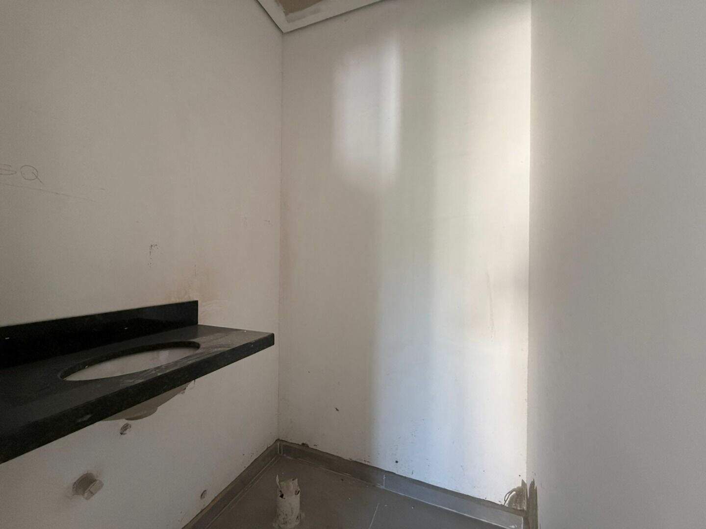 Apartamento à venda no Canto do Forte: 