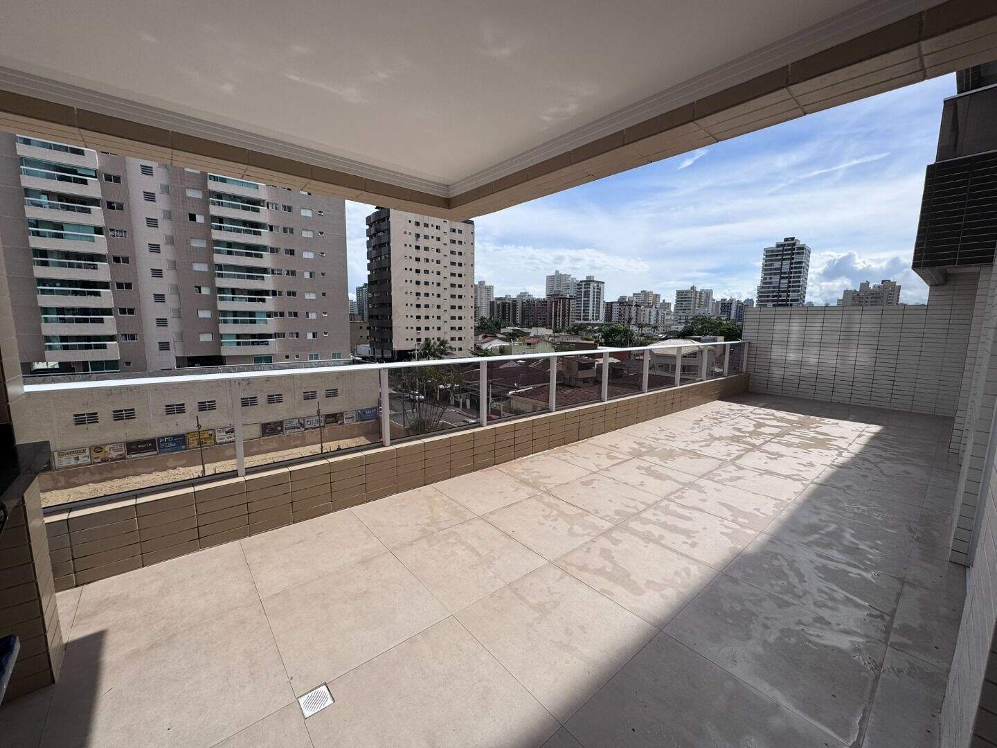 Apartamento à venda no Canto do Forte: 