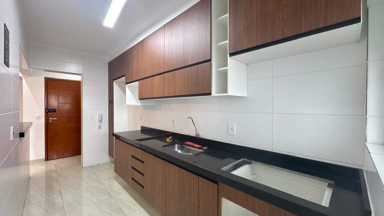 Apartamento à venda no Guilhermina: 