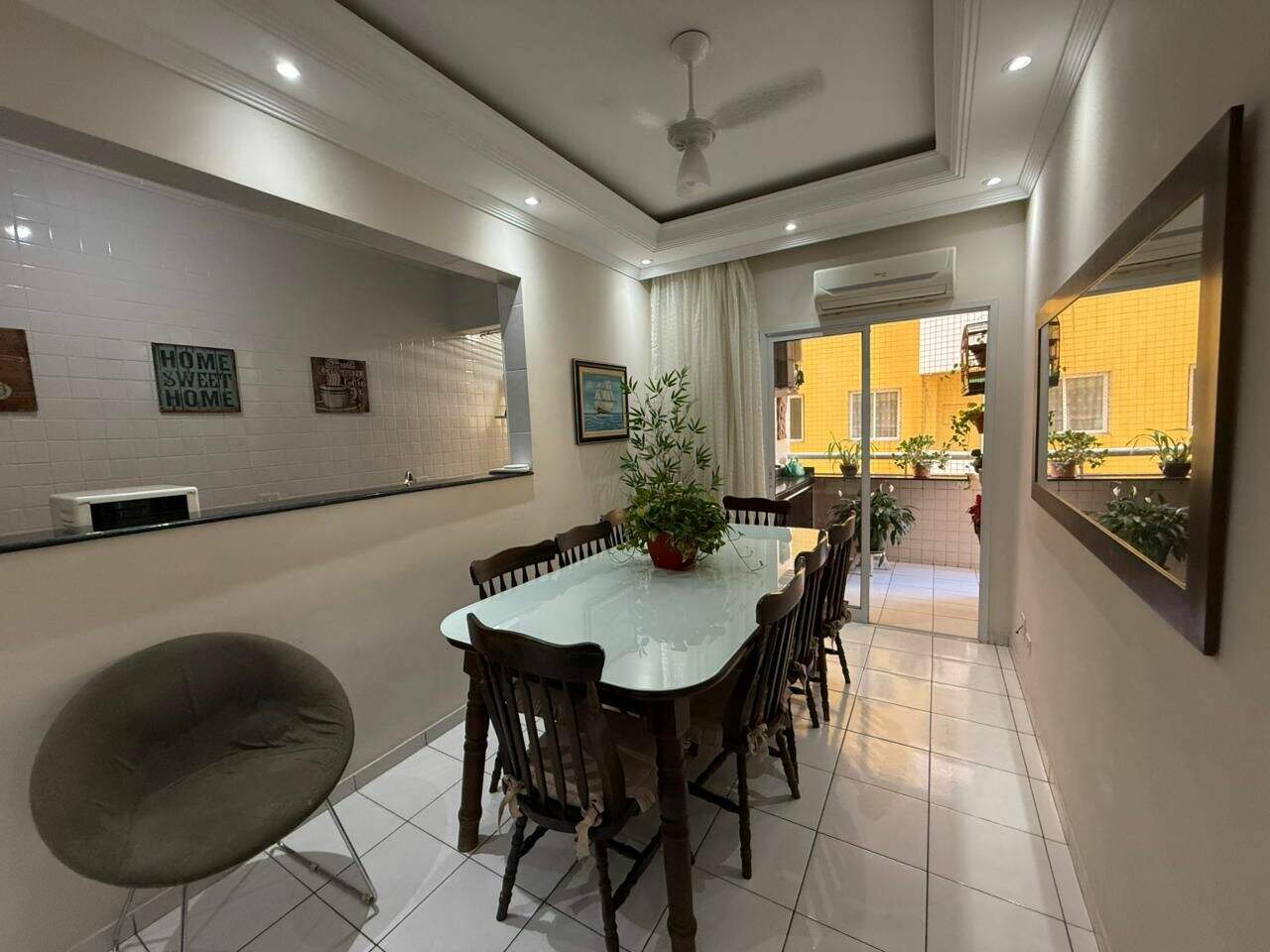 Apartamento à venda no Canto do Forte: 
