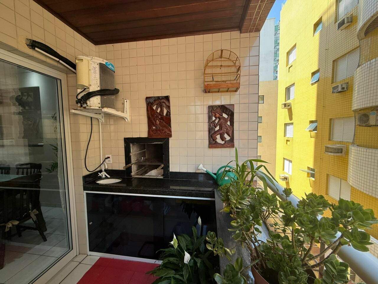 Apartamento à venda no Canto do Forte: 