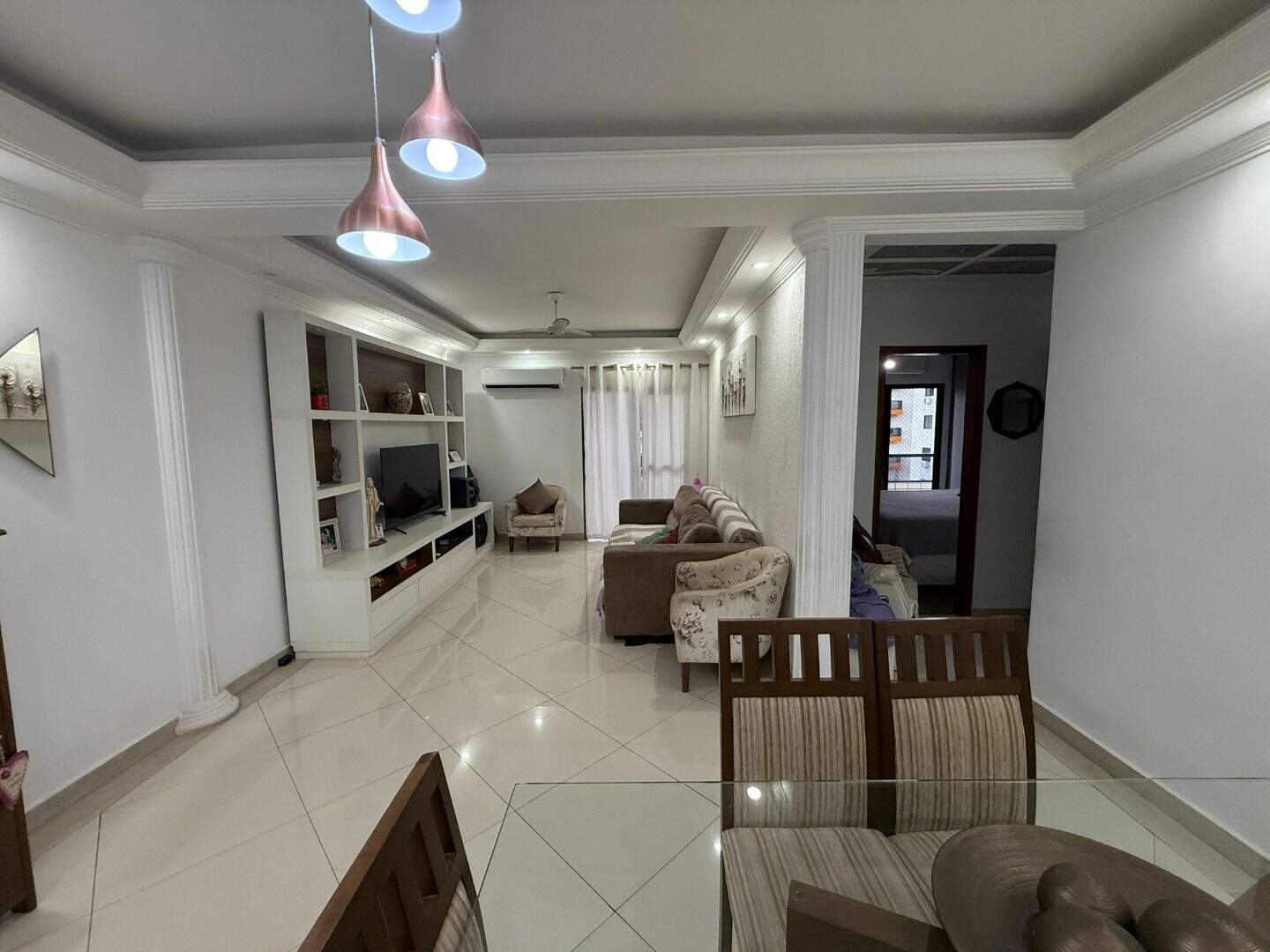 Apartamento à venda no Tupi: 