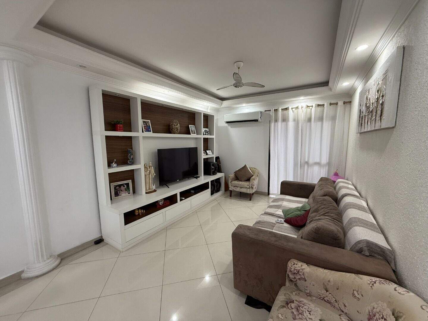 Apartamento à venda no Tupi: 