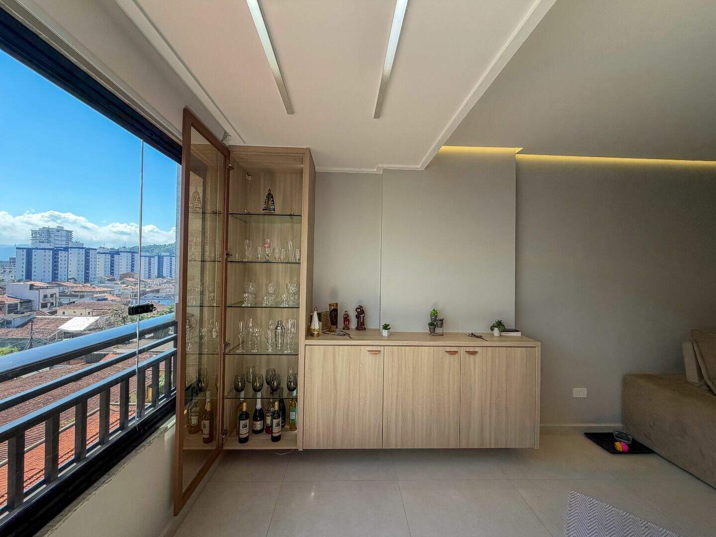Apartamento à venda no Canto do Forte: 