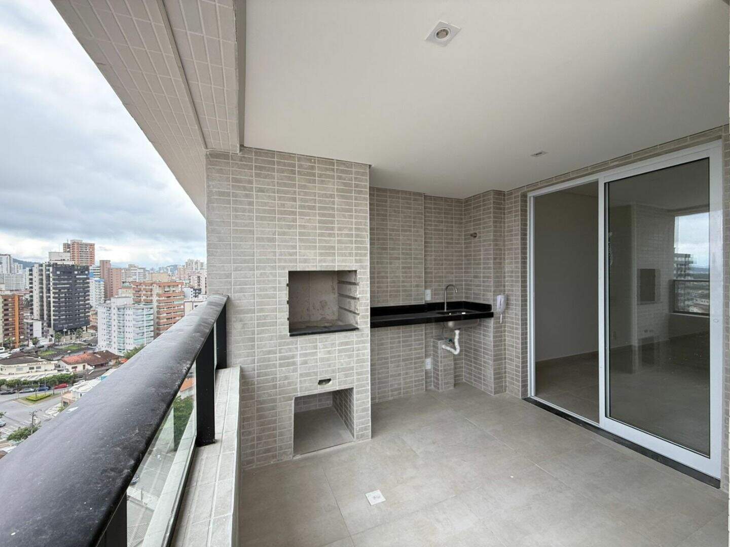 Apartamento à venda no Guilhermina: 
