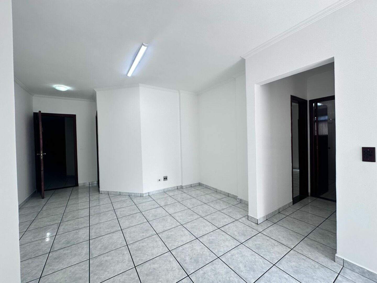 Apartamento à venda no Guilhermina: 