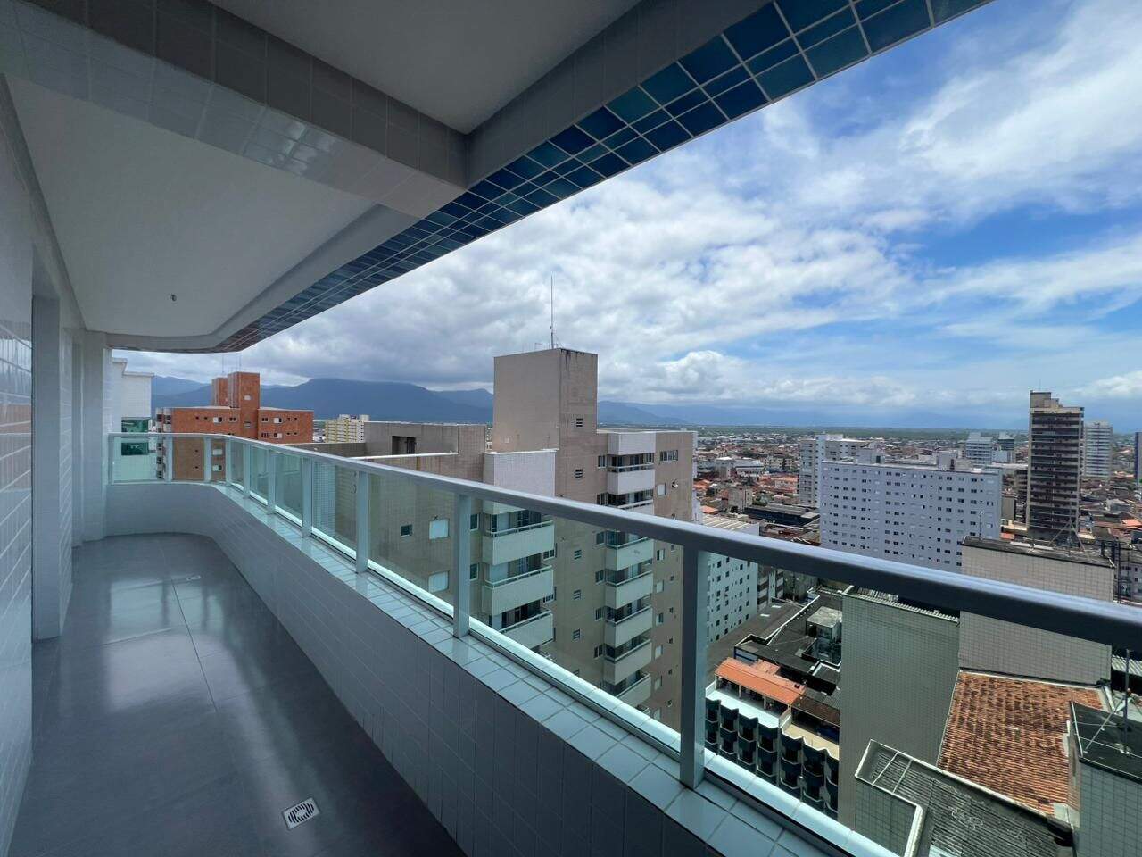 Apartamento à venda no Ocian: 