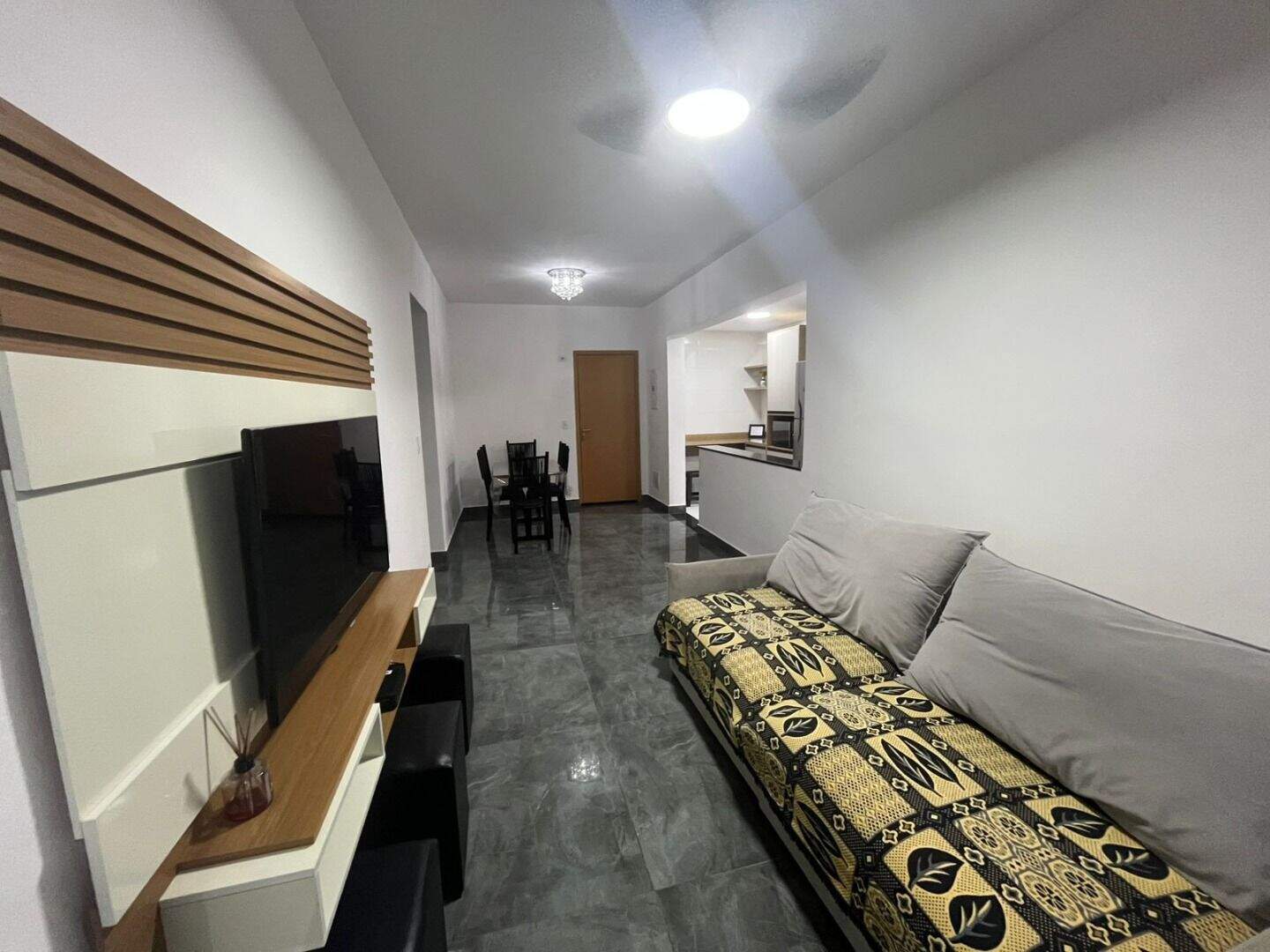 Apartamento à venda no Ocian: 