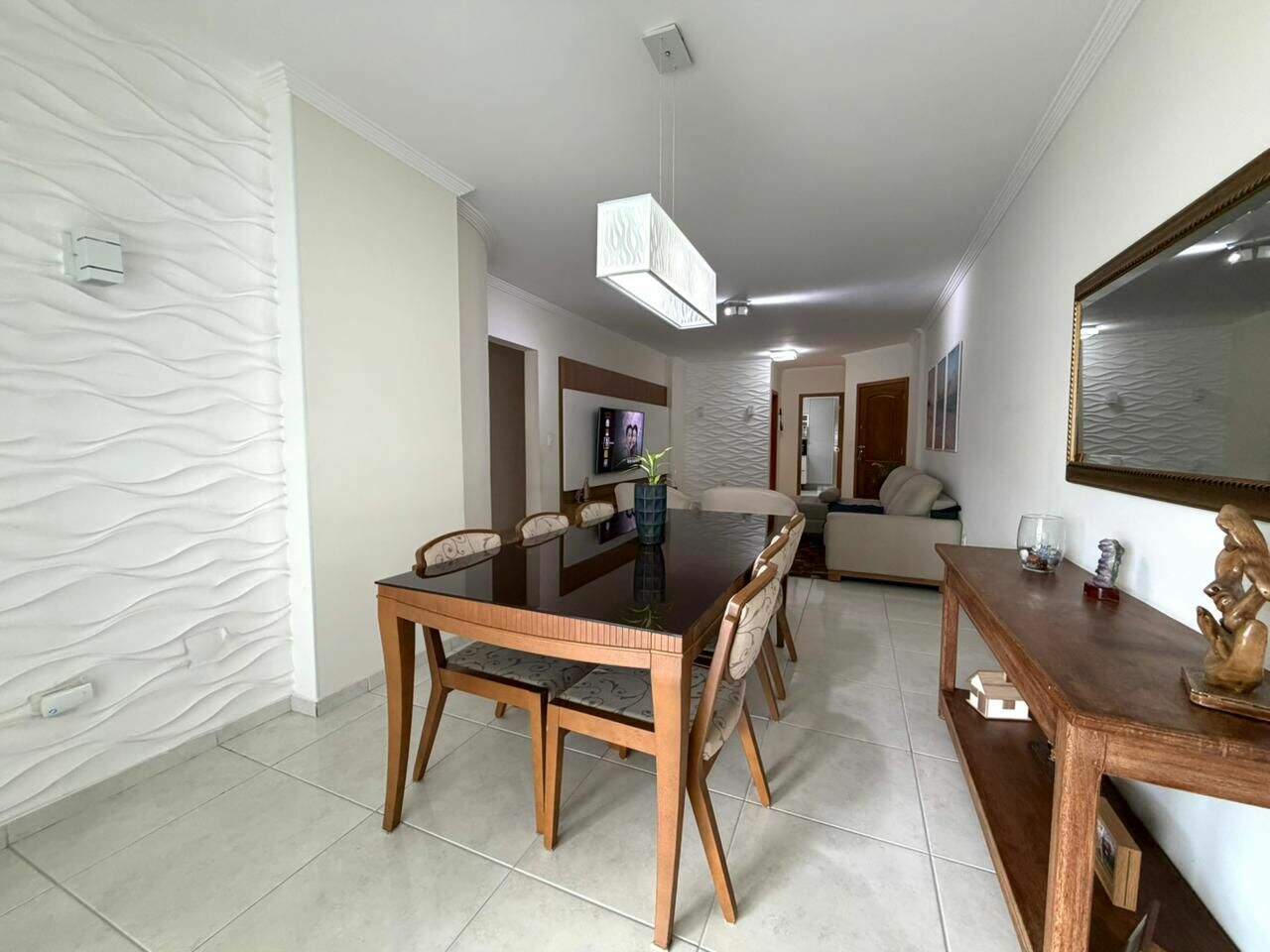 Apartamento à venda no Canto do Forte: 