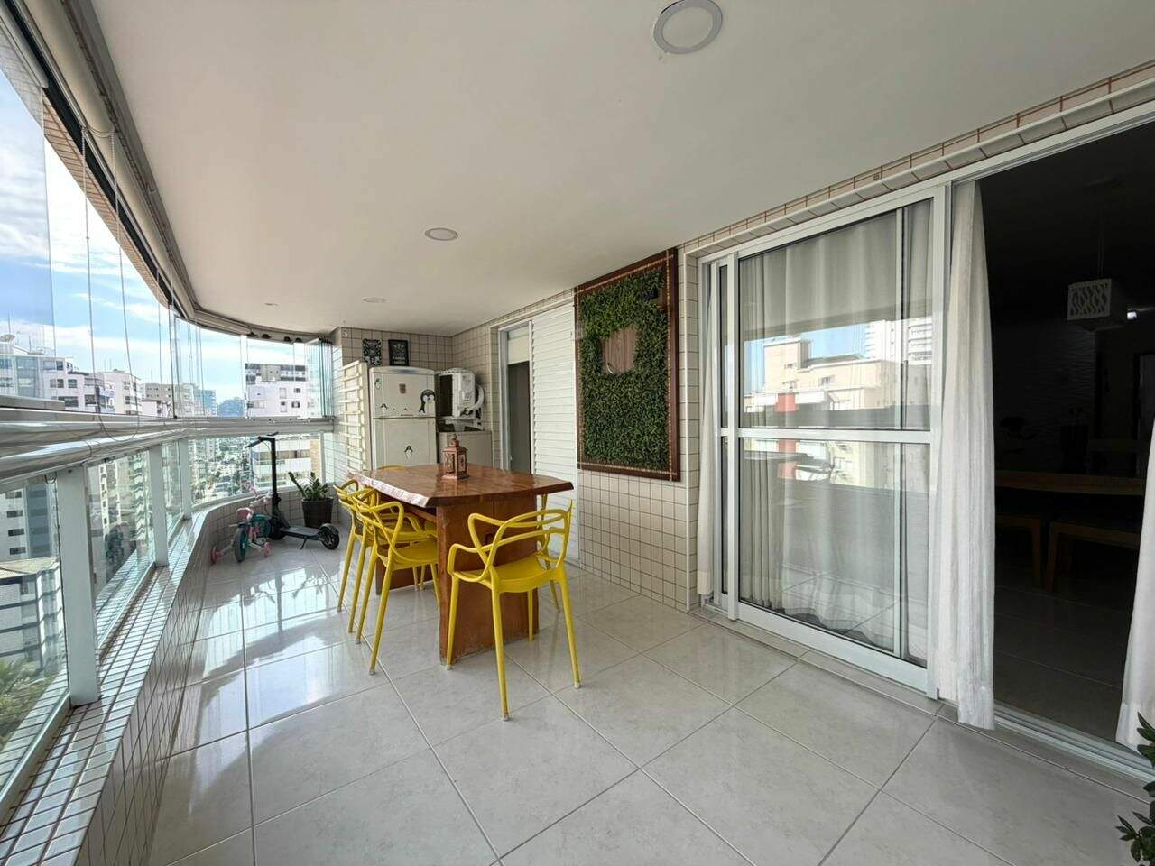 Apartamento à venda no Canto do Forte: 