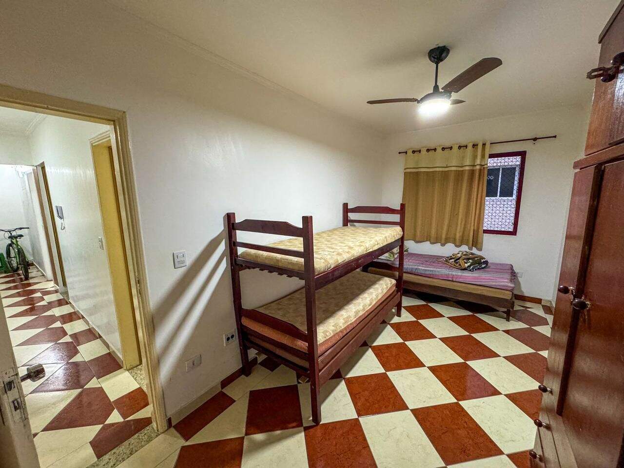 Apartamento à venda no Tupi: 