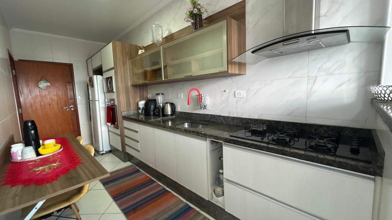 Apartamento à venda no Tupi: 