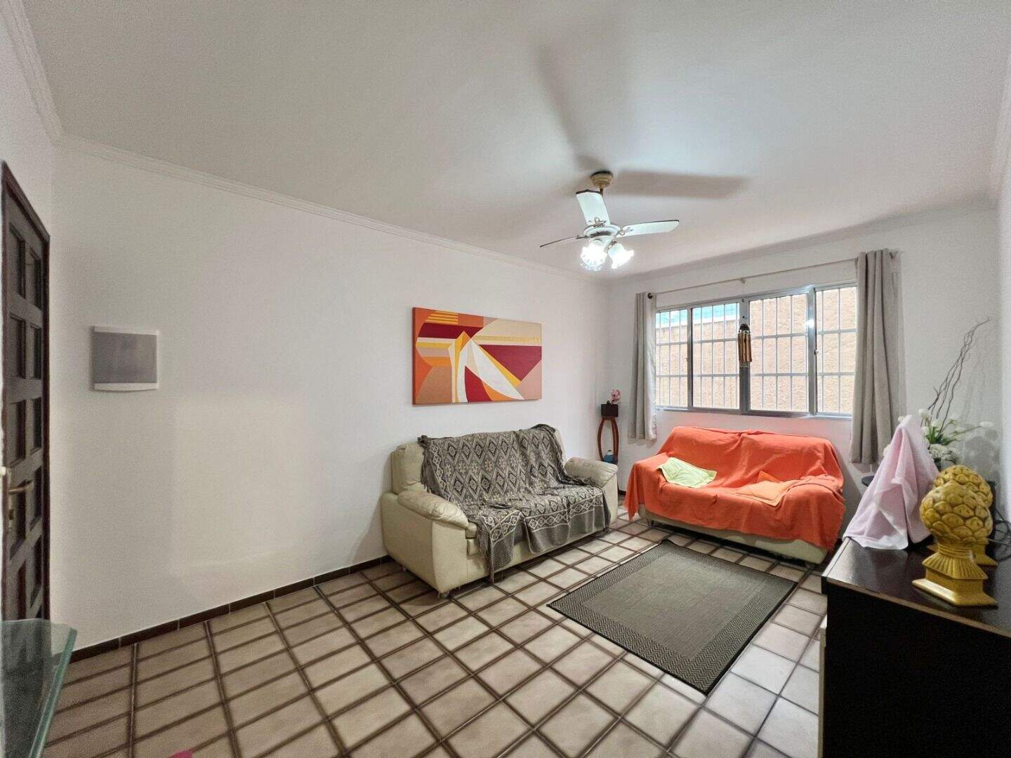 Apartamento à venda no Tupi: 