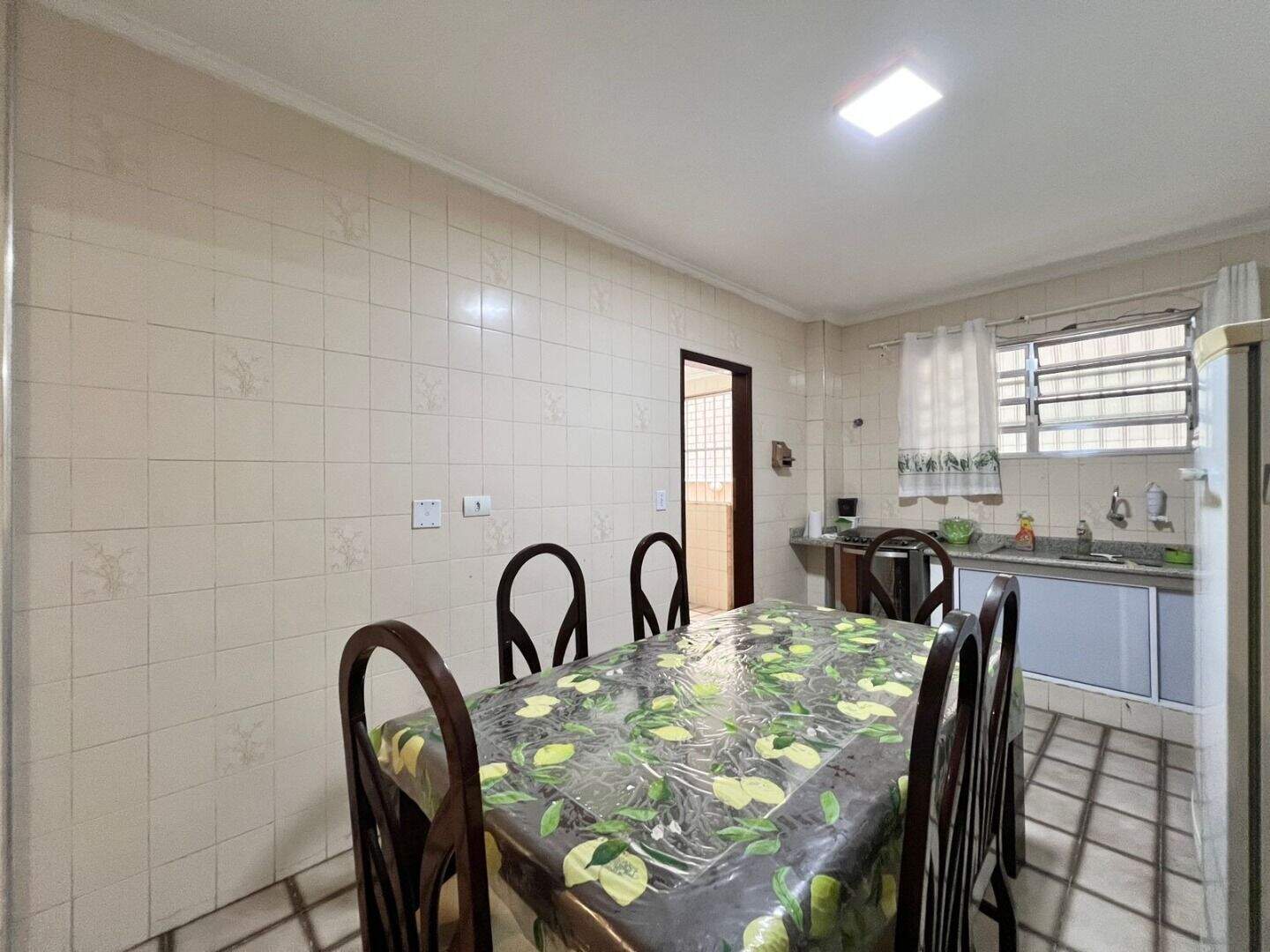 Apartamento à venda no Tupi: 