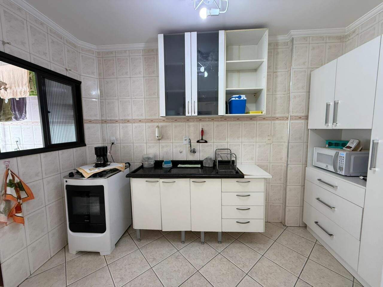 Apartamento à venda no Tupi: 