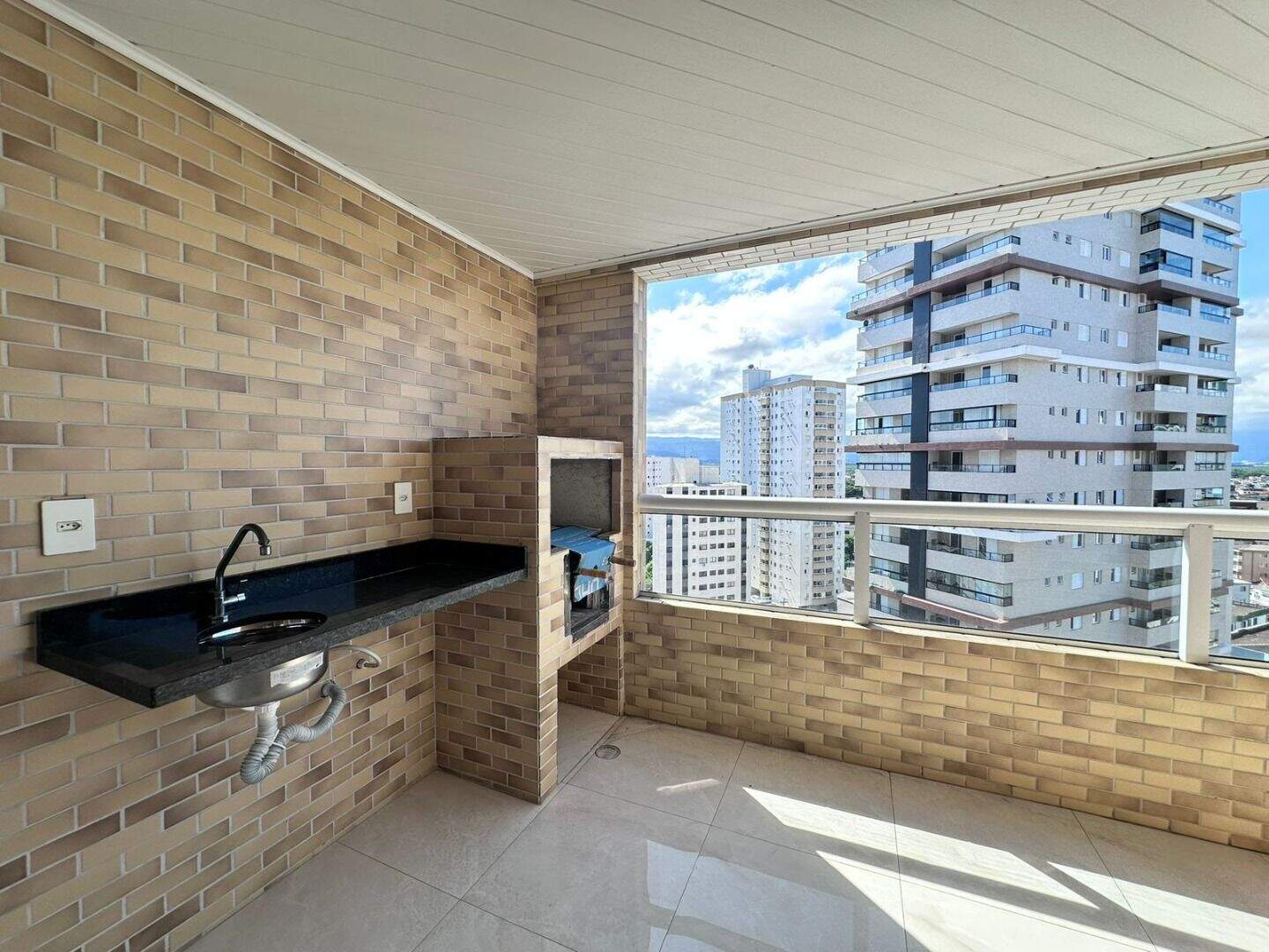 Apartamento à venda no Guilhermina: 