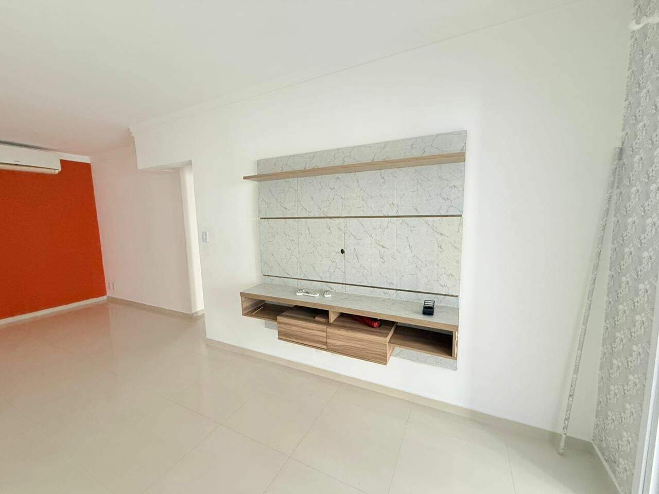 Apartamento à venda no Canto do Forte: 