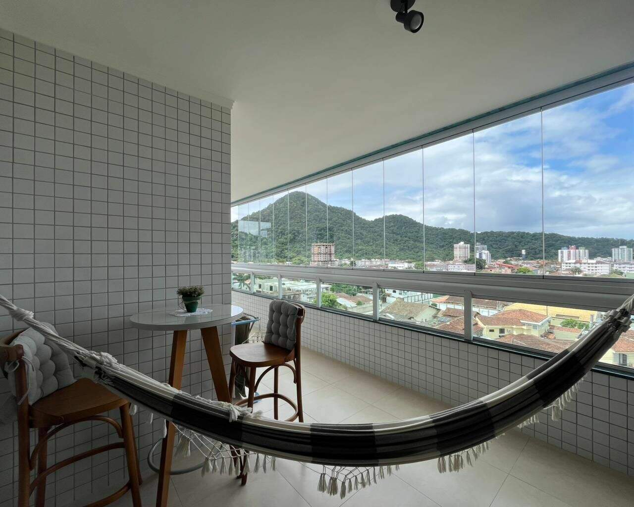 Apartamento à venda no Canto do Forte: 