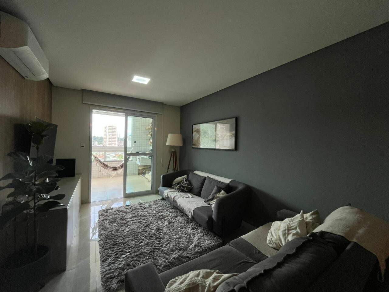 Apartamento à venda no Canto do Forte: 