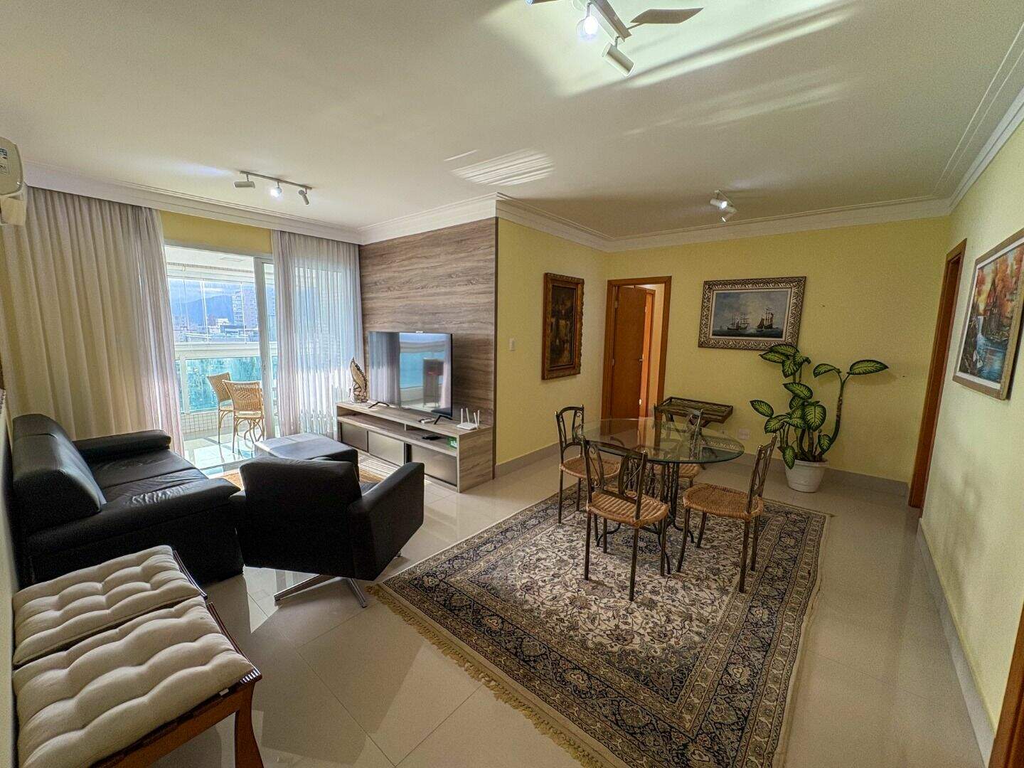Apartamento à venda no Canto do Forte: 