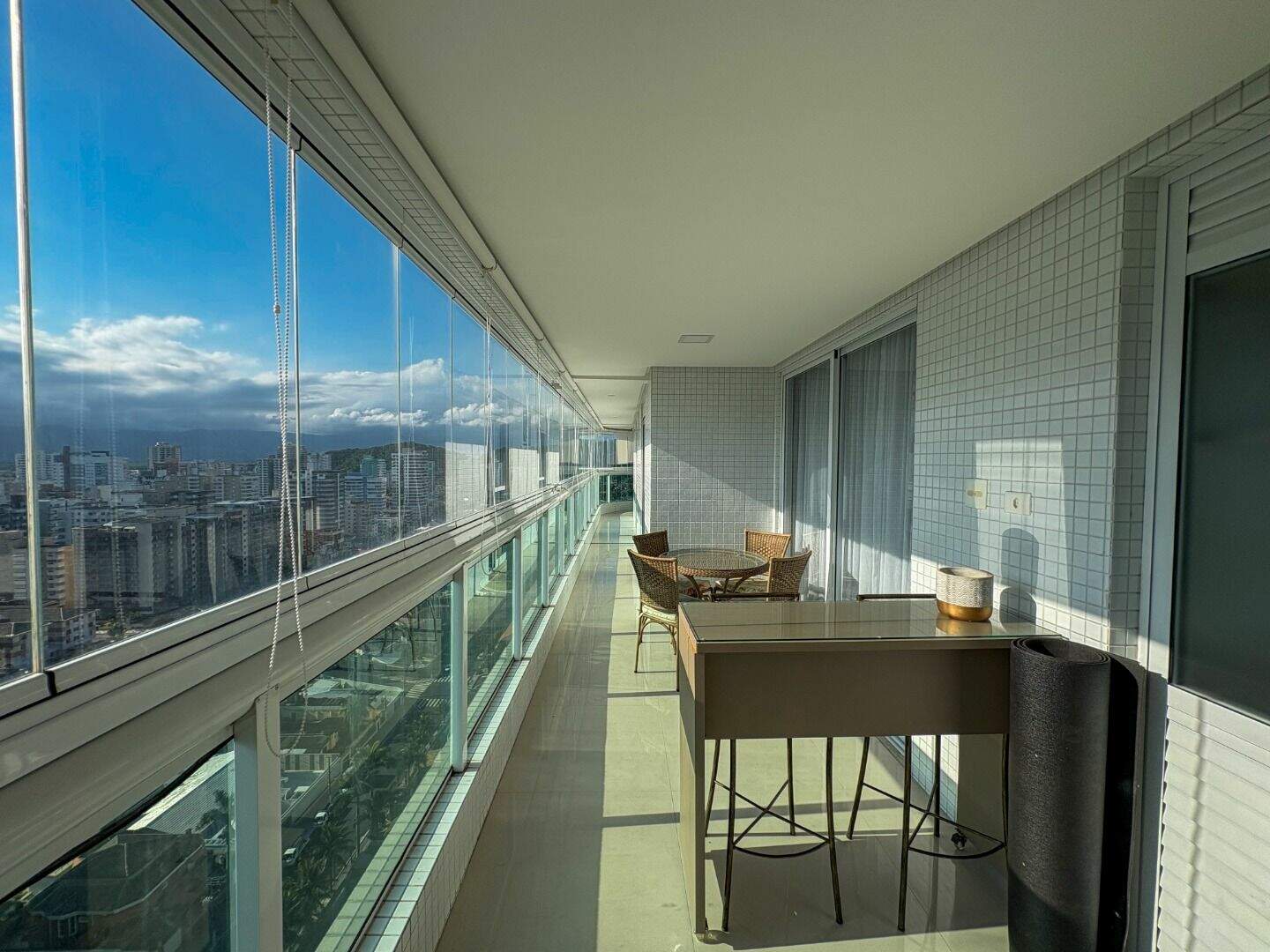 Apartamento à venda no Canto do Forte: 