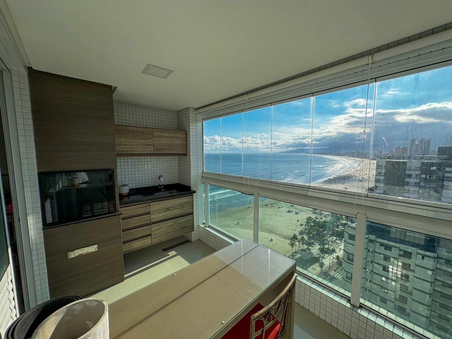 Apartamento à venda no Canto do Forte: 