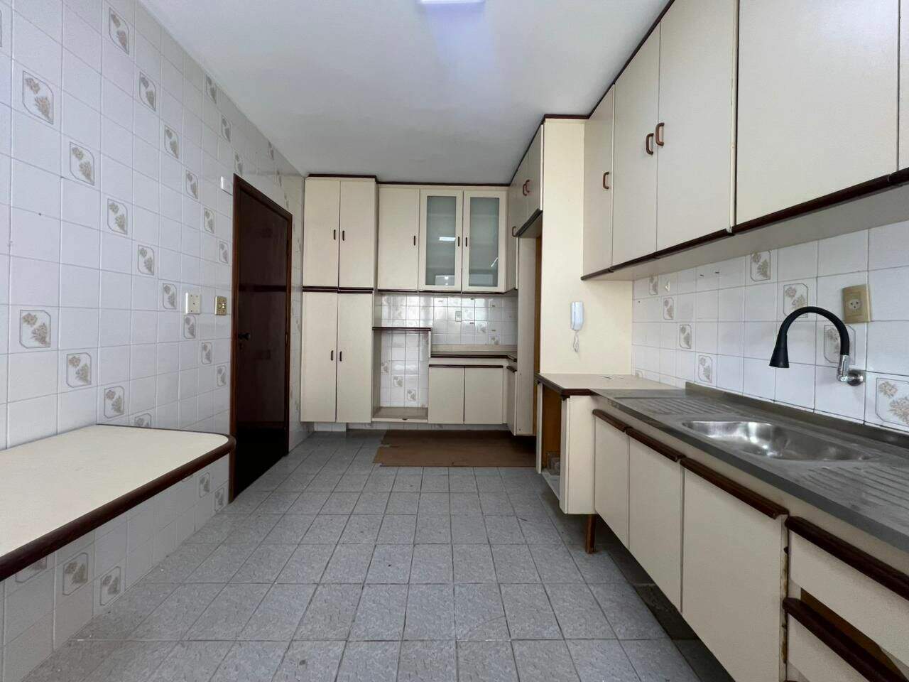 Apartamento à venda no Canto do Forte: 