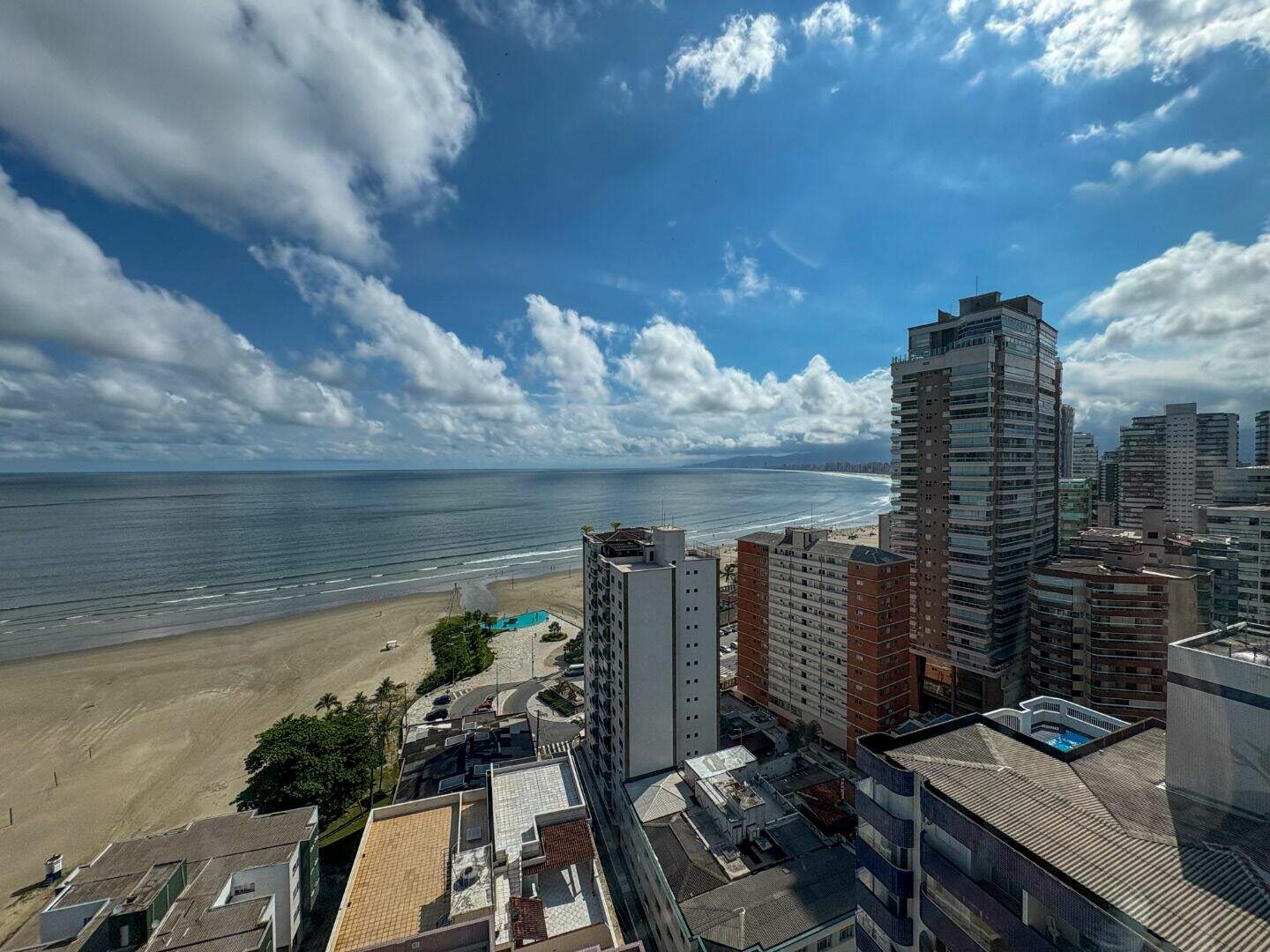 Apartamento à venda no Canto do Forte: 