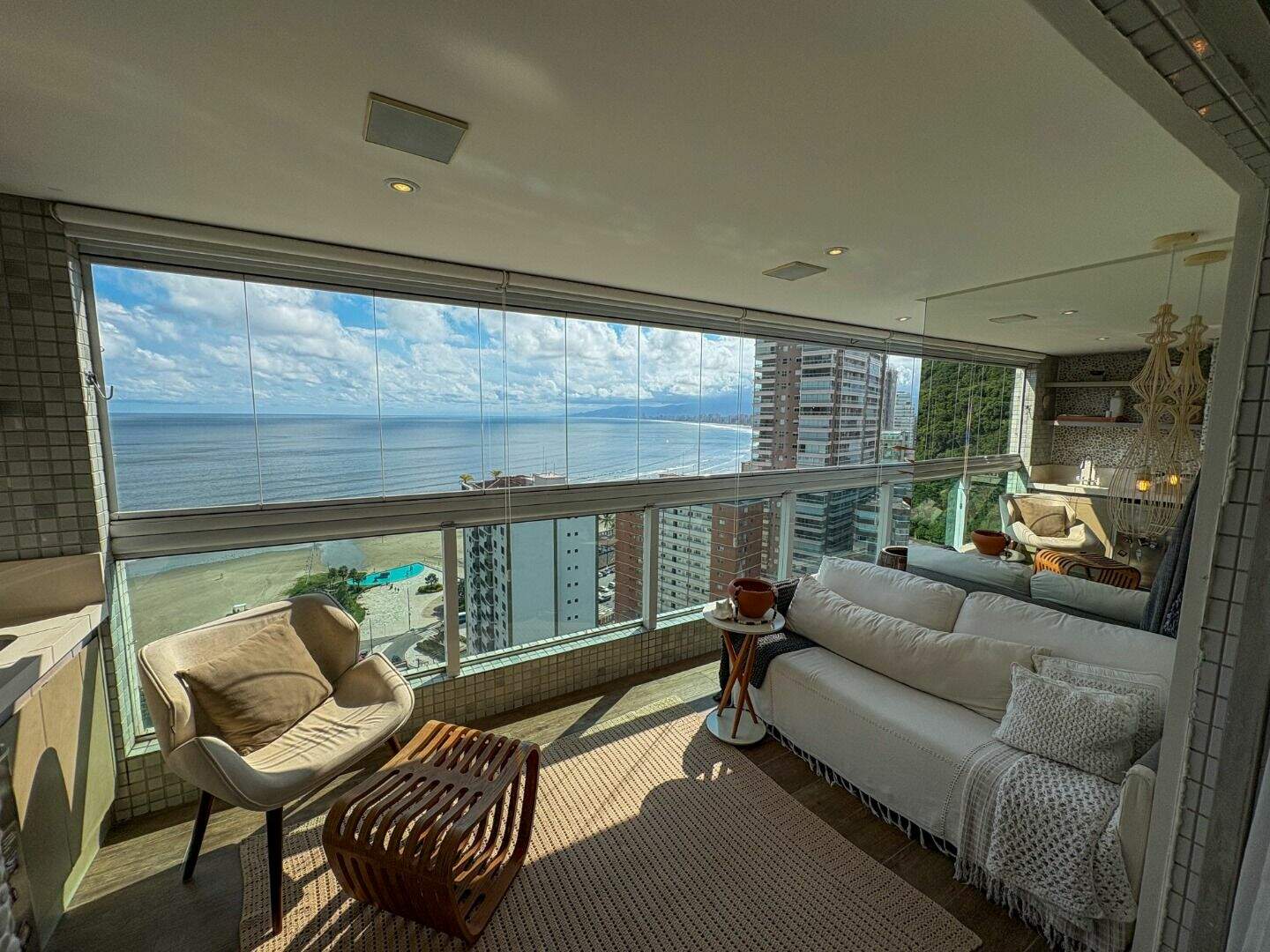 Apartamento à venda no Canto do Forte: 