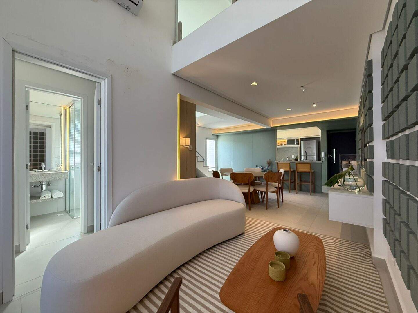 Apartamento Duplex à venda no Canto do Forte: 