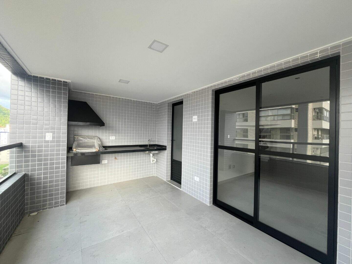 Apartamento à venda no Canto do Forte: 