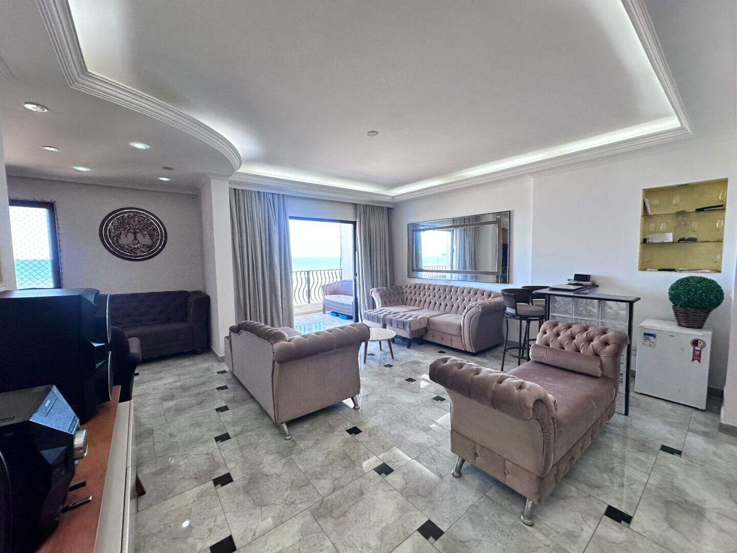 Apartamento à venda no Tupi: 
