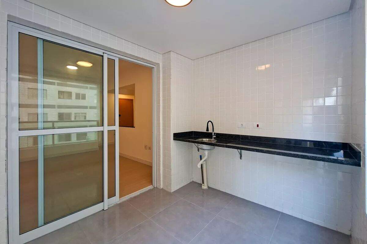 Apartamento à venda no Ocian: 