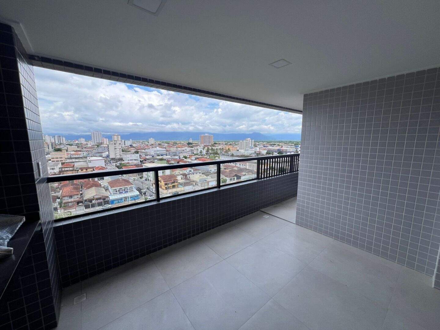 Apartamento à venda no Canto do Forte: 