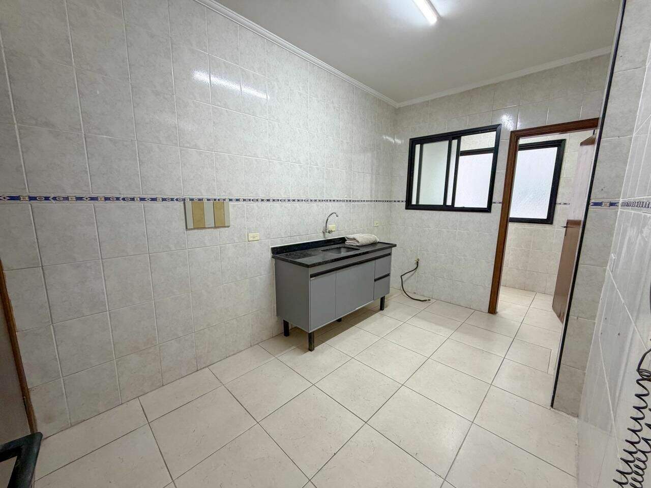 Apartamento à venda no Canto do Forte: 