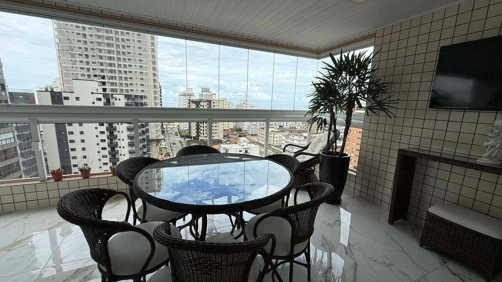 Apartamento à venda no Guilhermina: 