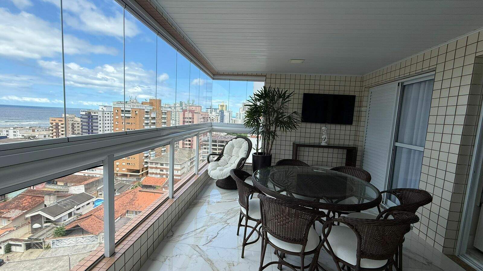 Apartamento à venda no Guilhermina: 