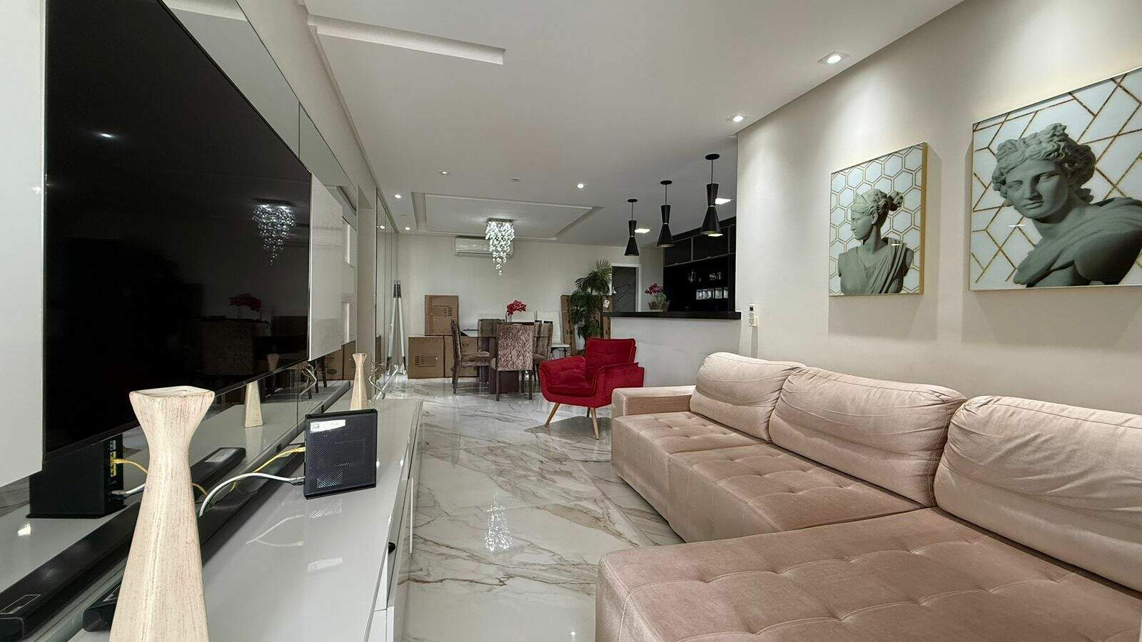 Apartamento à venda no Guilhermina: 
