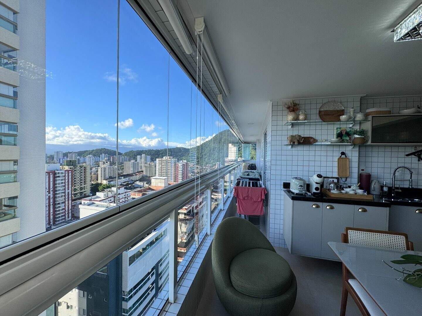 Apartamento à venda no Canto do Forte: 