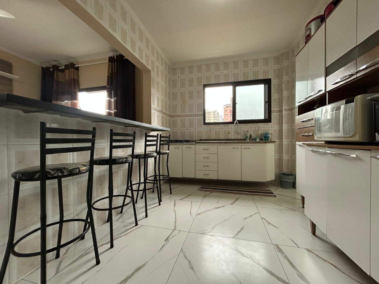 Apartamento à venda no Tupi: 