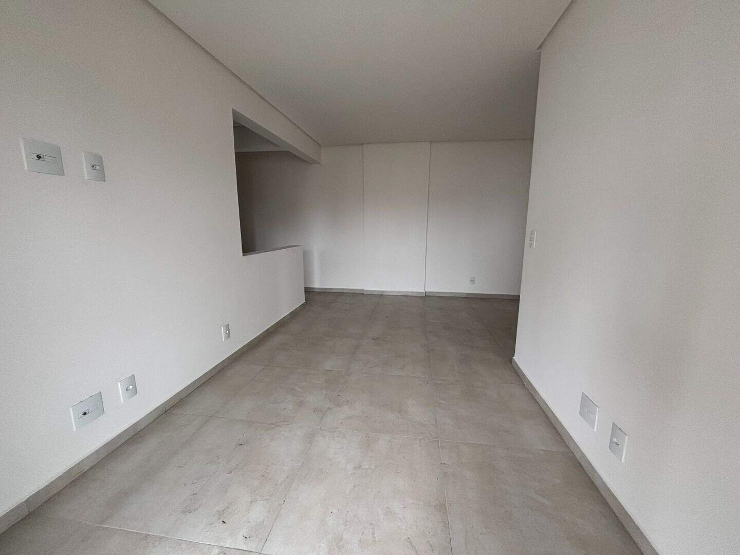 Apartamento à venda no Guilhermina: 