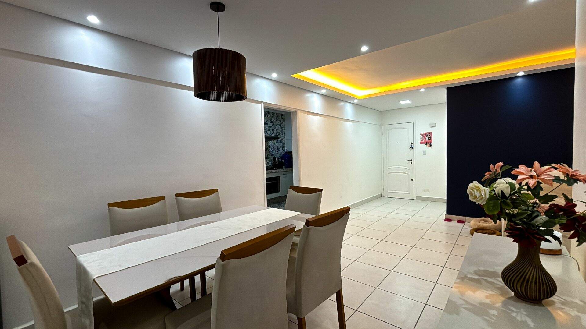 Apartamento à venda no Tupi: 