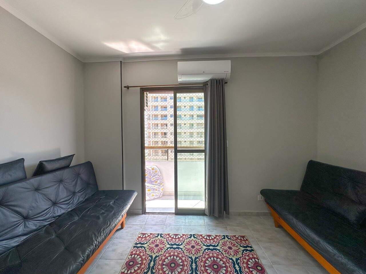 Apartamento à venda no Canto do Forte: 