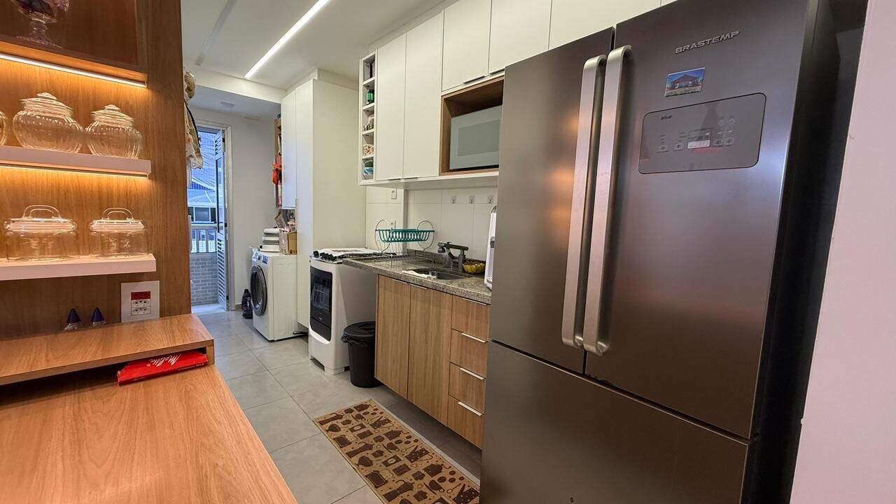 Apartamento à venda no Canto do Forte: 