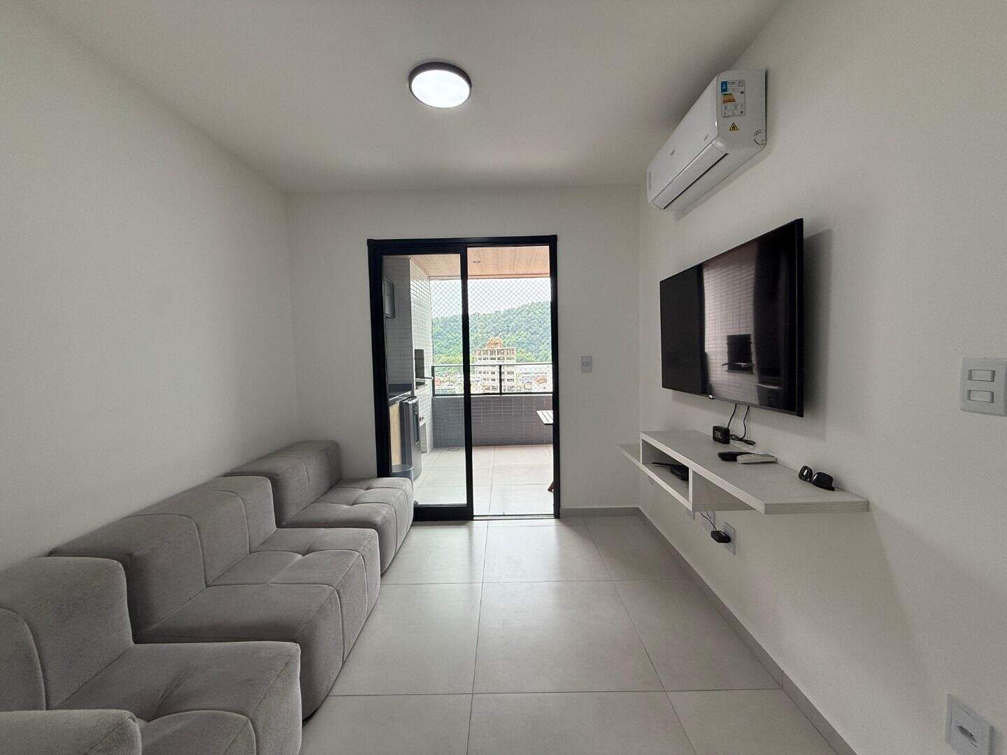 Apartamento à venda no Canto do Forte: 