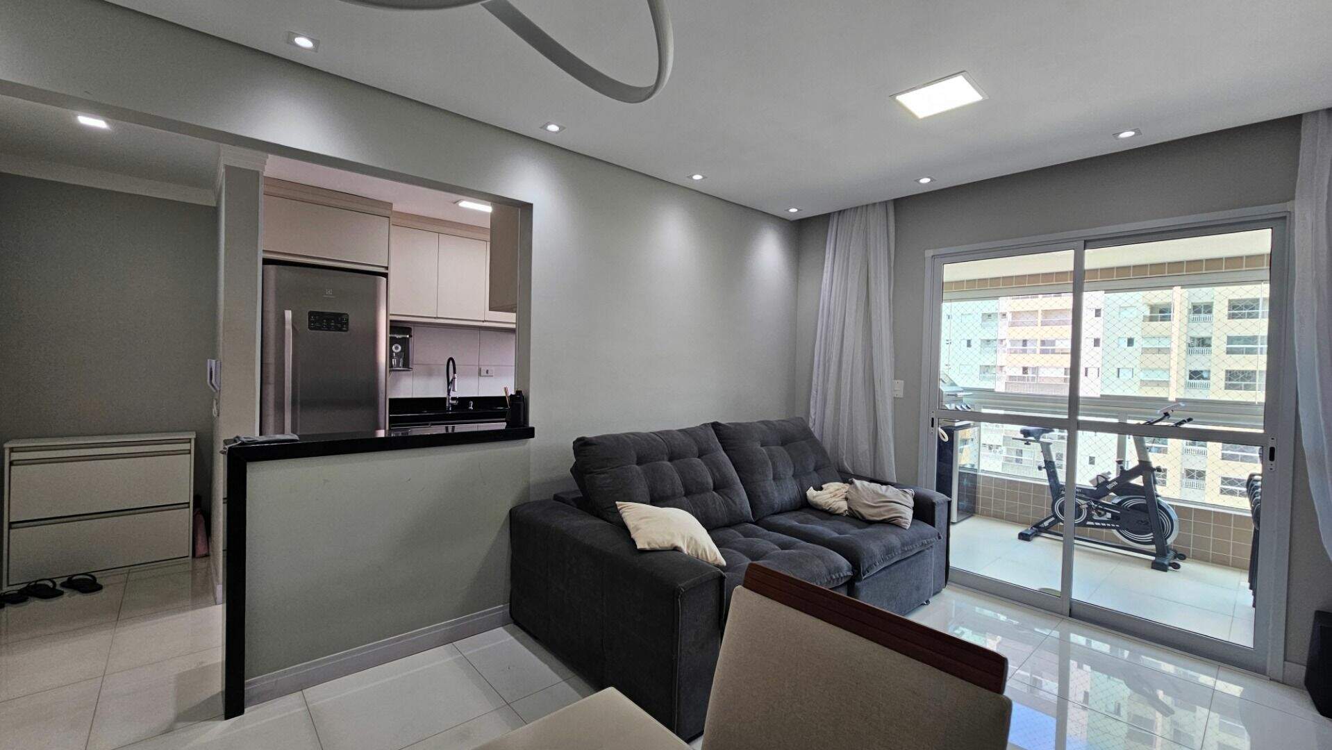 Apartamento à venda no Canto do Forte: 