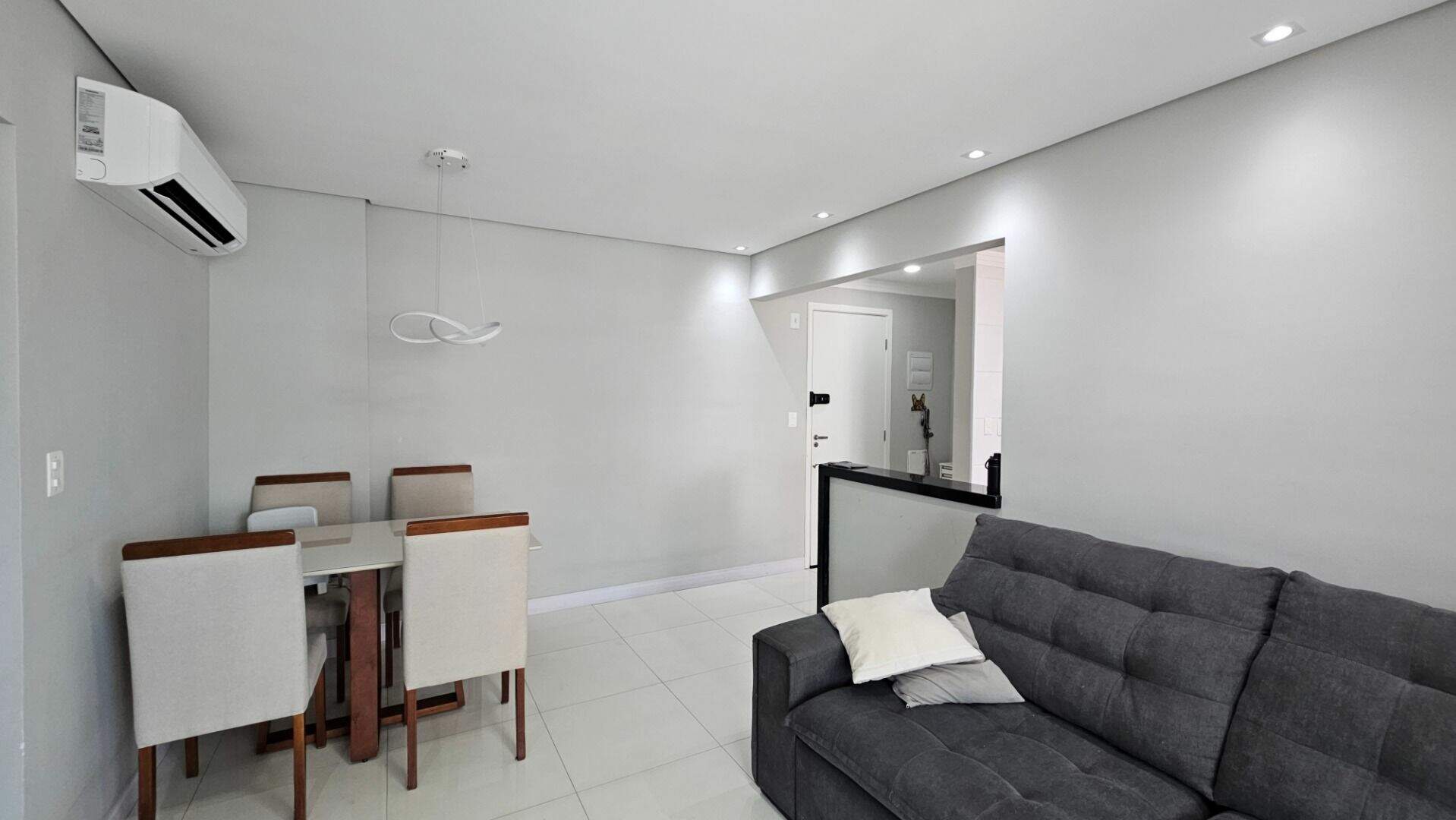 Apartamento à venda no Canto do Forte: 