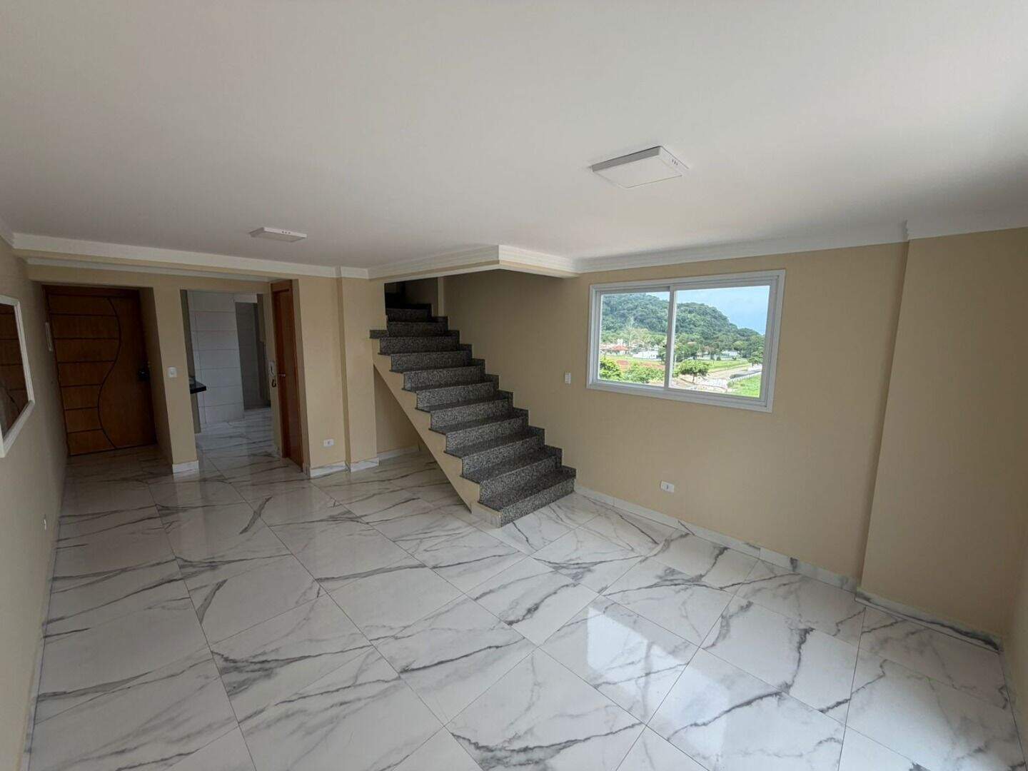 Apartamento Duplex à venda no Canto do Forte: 